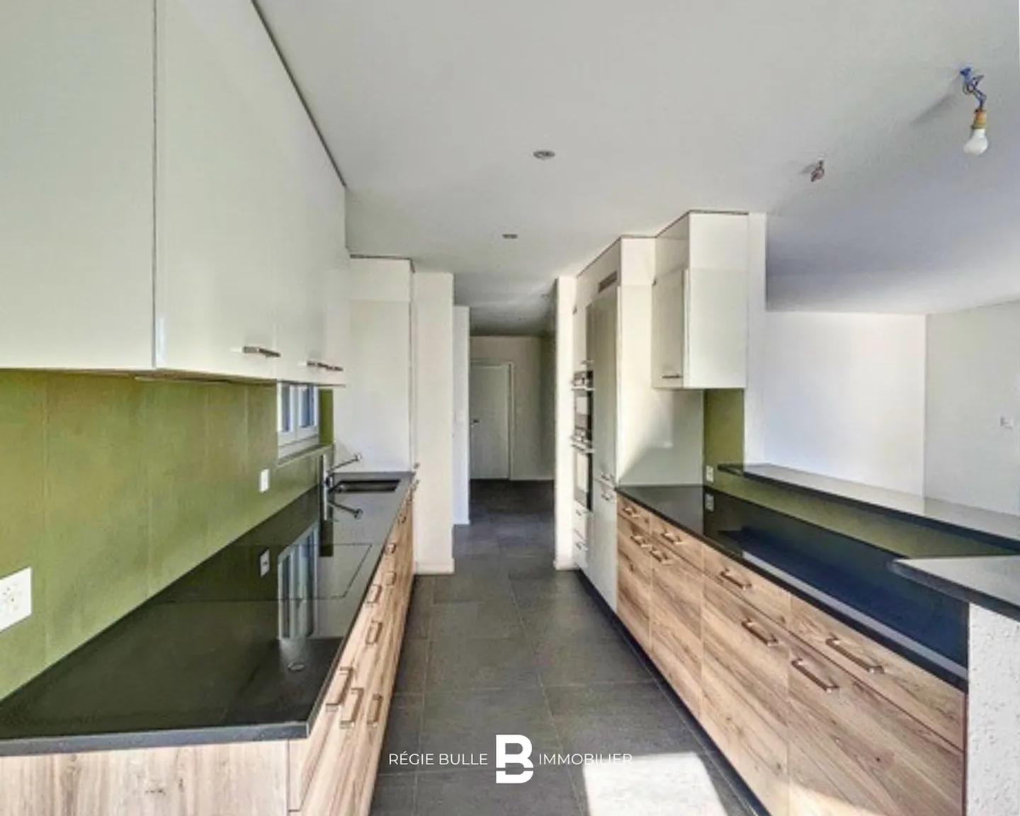 Avry-dvt-Pont - Wunderschöne 6,5-Zimmer-Villa zu vermieten - Foto 5 von 6