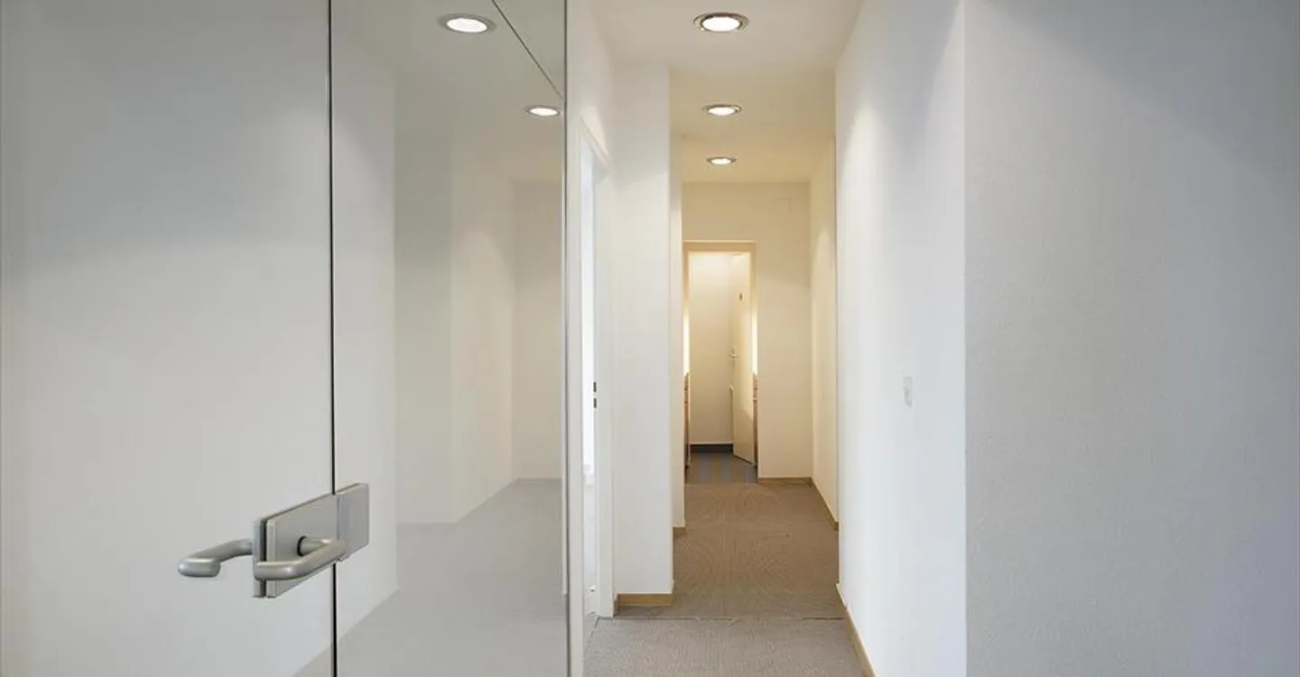 Office space for rent - Photo 12 of 12