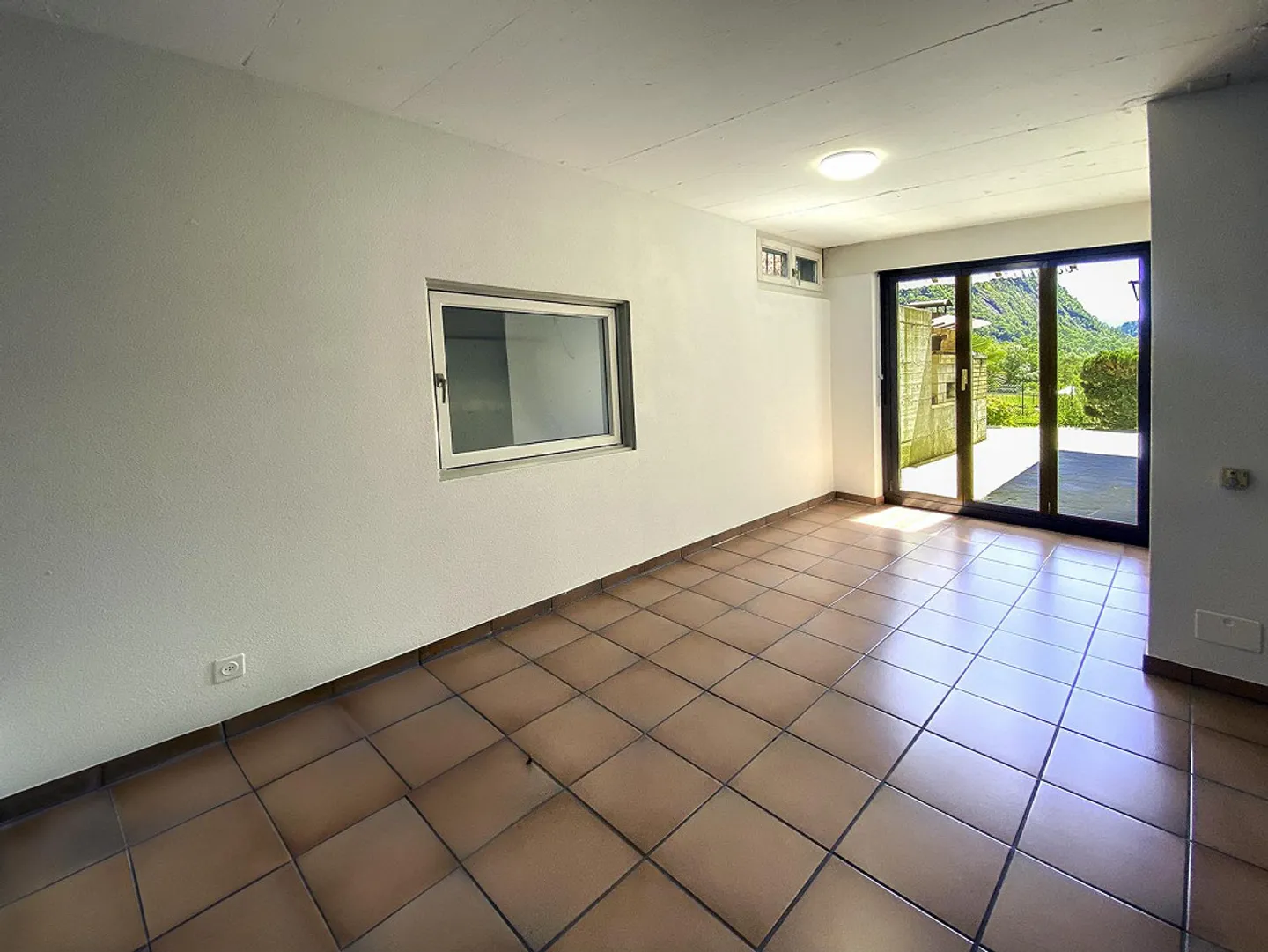 Casa unifamiliare affascinante con vista mozzafiato sulle montagne ad Avegno Gordevio - Foto 26 di 28