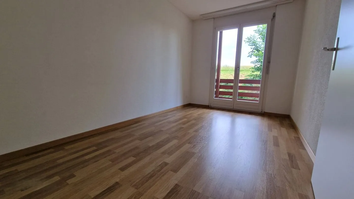 RUHIG, HELL UND GERÄUMIG - Foto 13 von 13