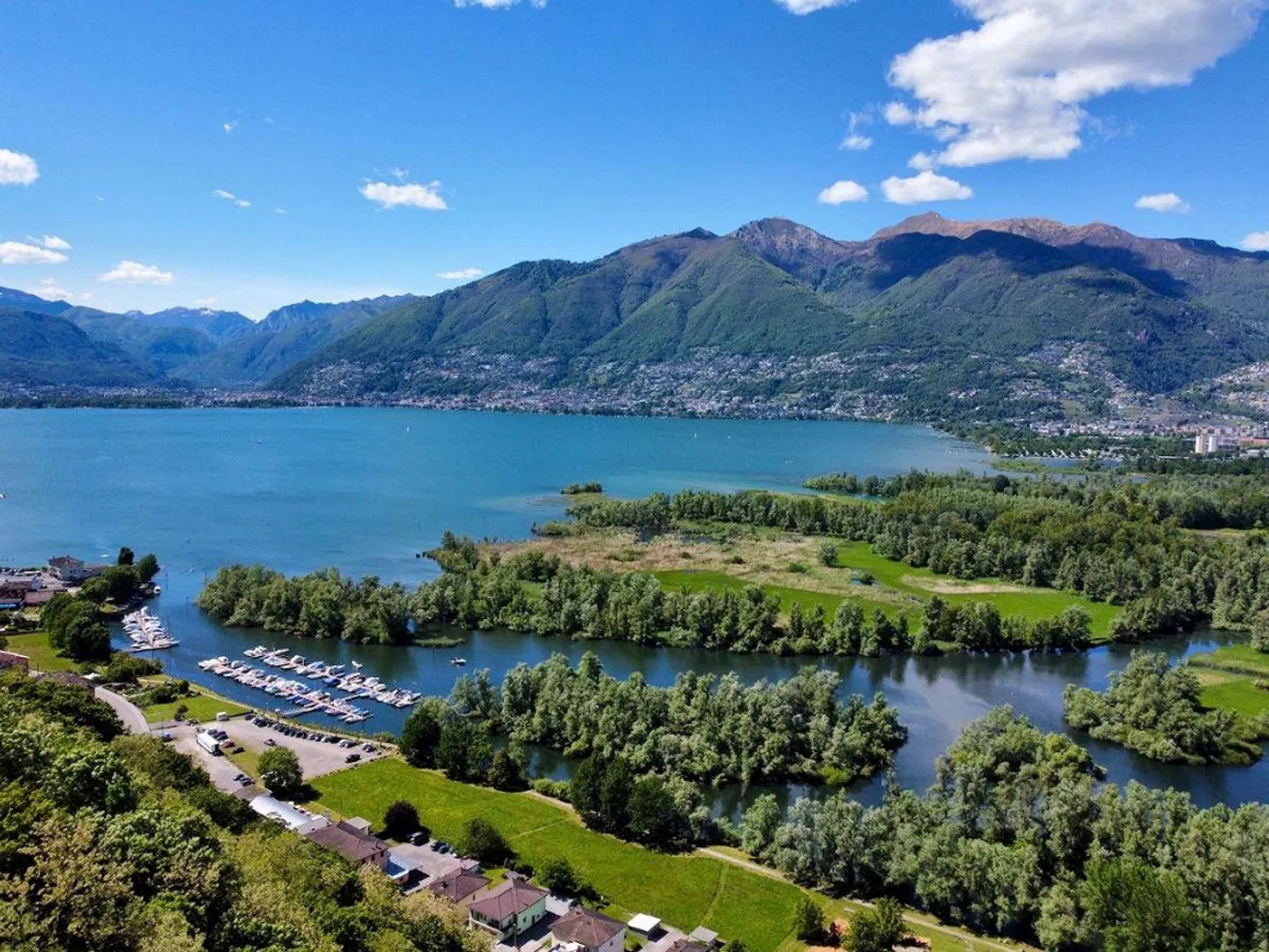 Appartamento 3 1/2 stanze quasi nuovo con vista libera. - Foto 3 di 10