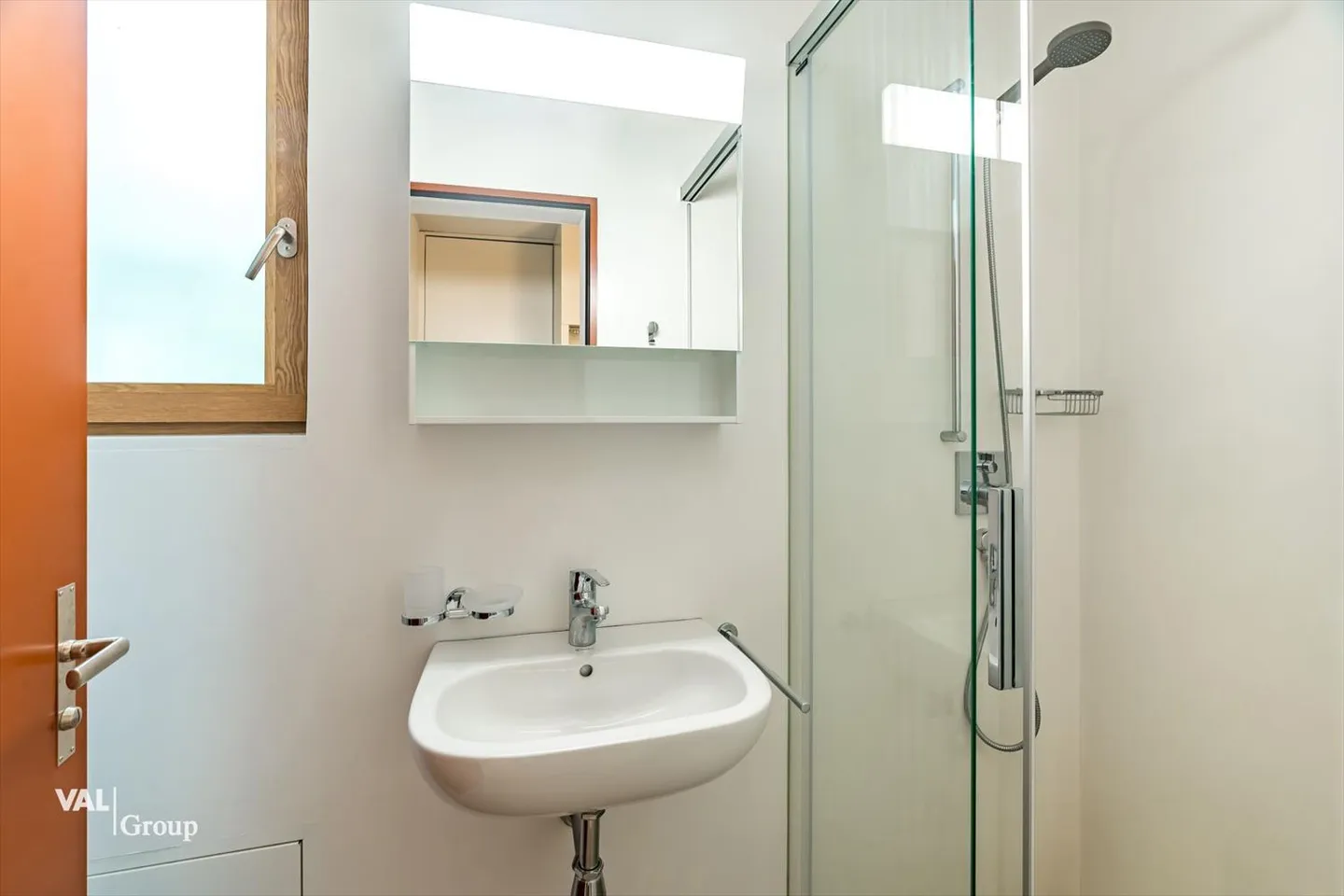 4.5-Zimmerwohnung in Naters - moderne Eleganz, Toplage und herrliche Aussicht - Foto 7 von 13