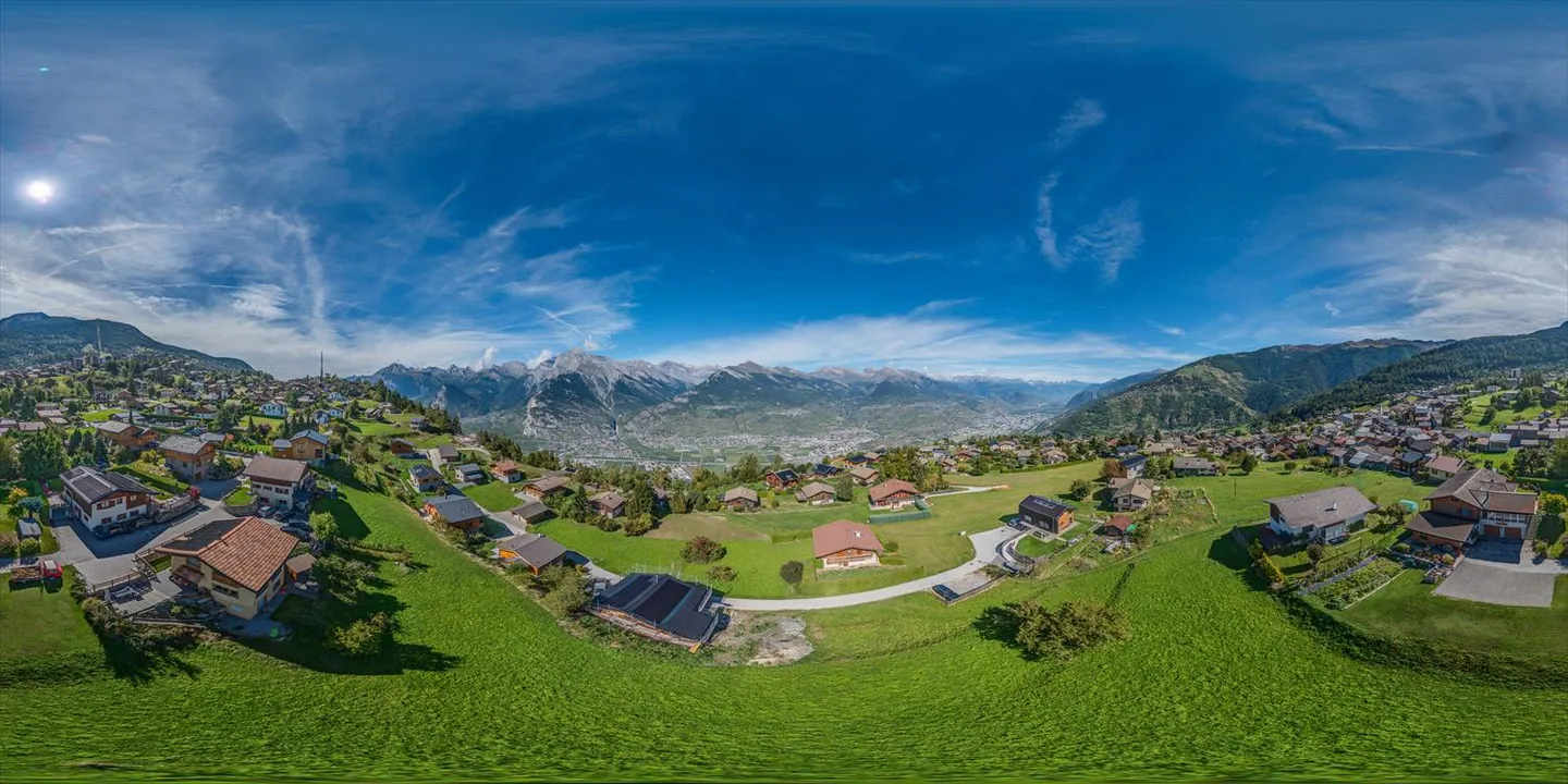 Building plot of 600m2 with building permit close to the center - Photo 6 of 7