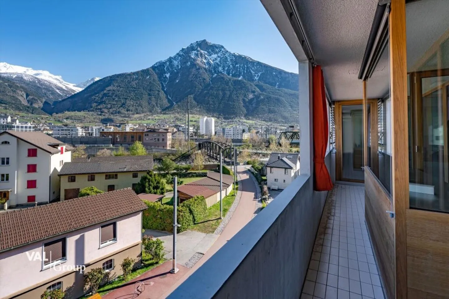 4.5-Zimmerwohnung in Naters - moderne Eleganz, Toplage und herrliche Aussicht - Foto 11 von 13