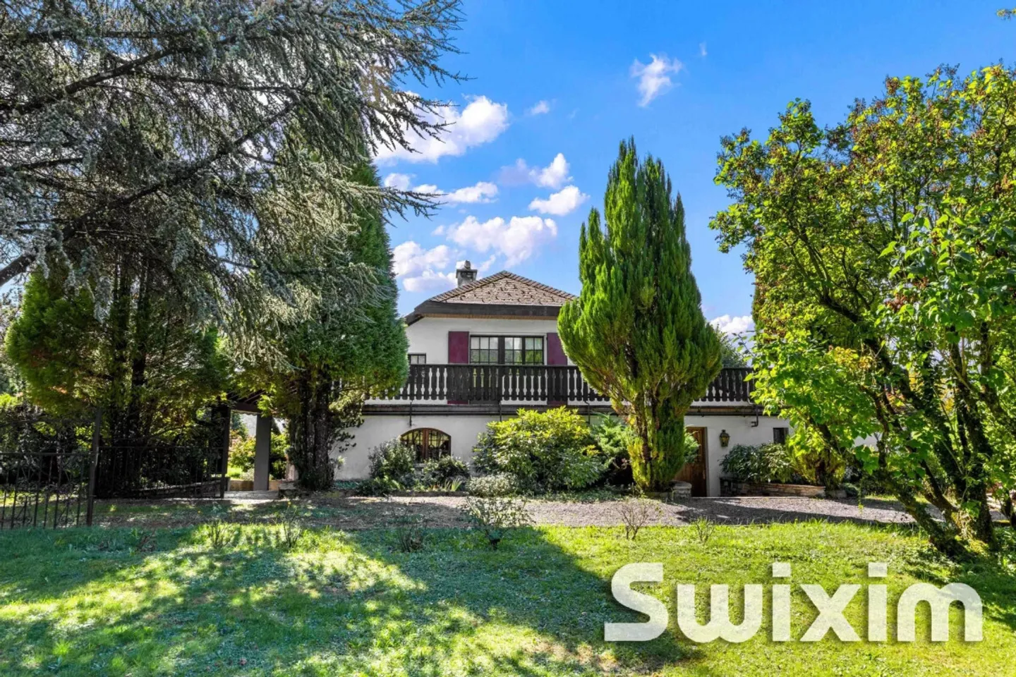 Exclusivity! Large family home in its green setting! - Photo 5 of 5