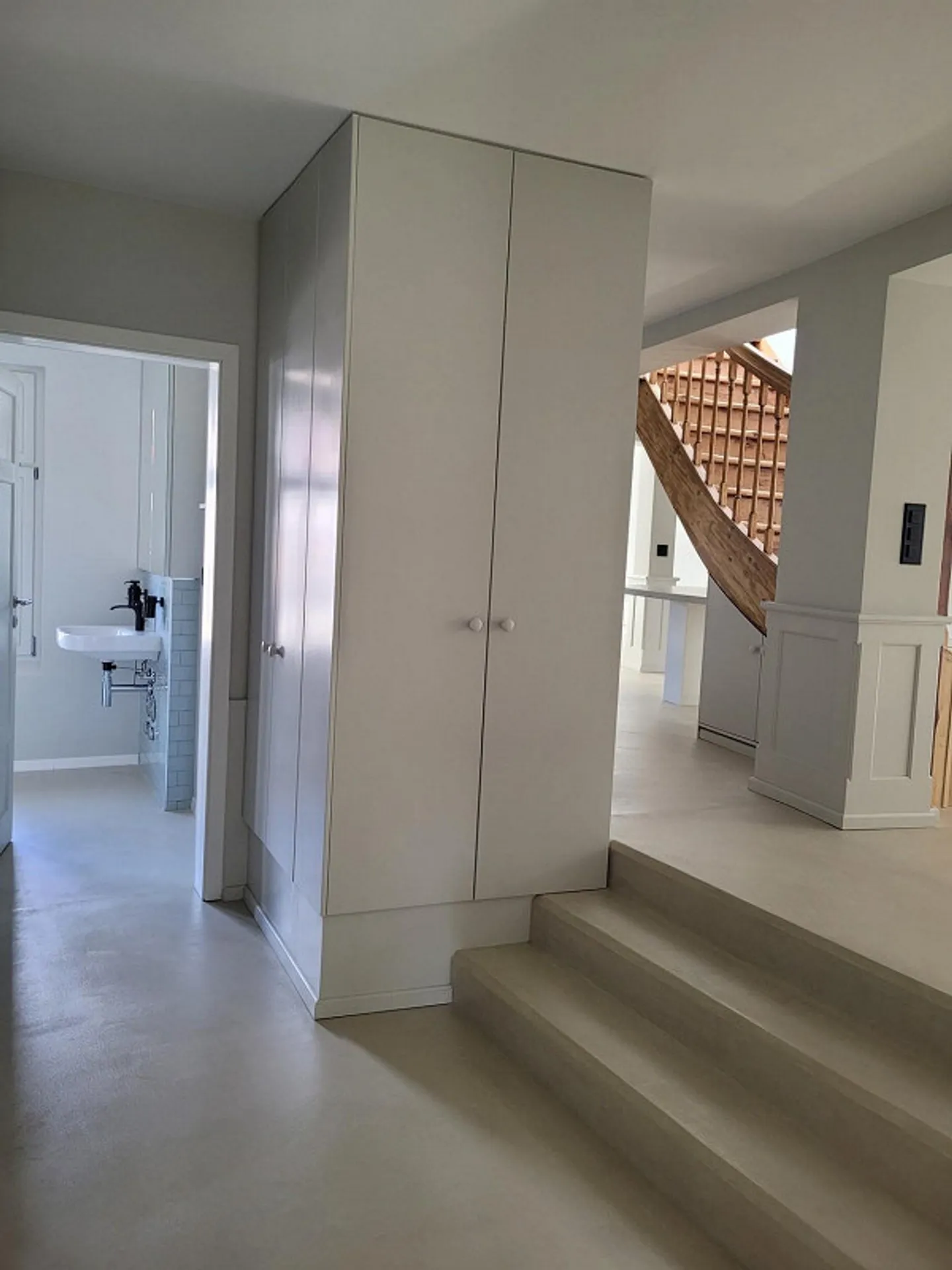 Appartement unique avec terrasse sur le toit, meublé - Photo 3 sur 9