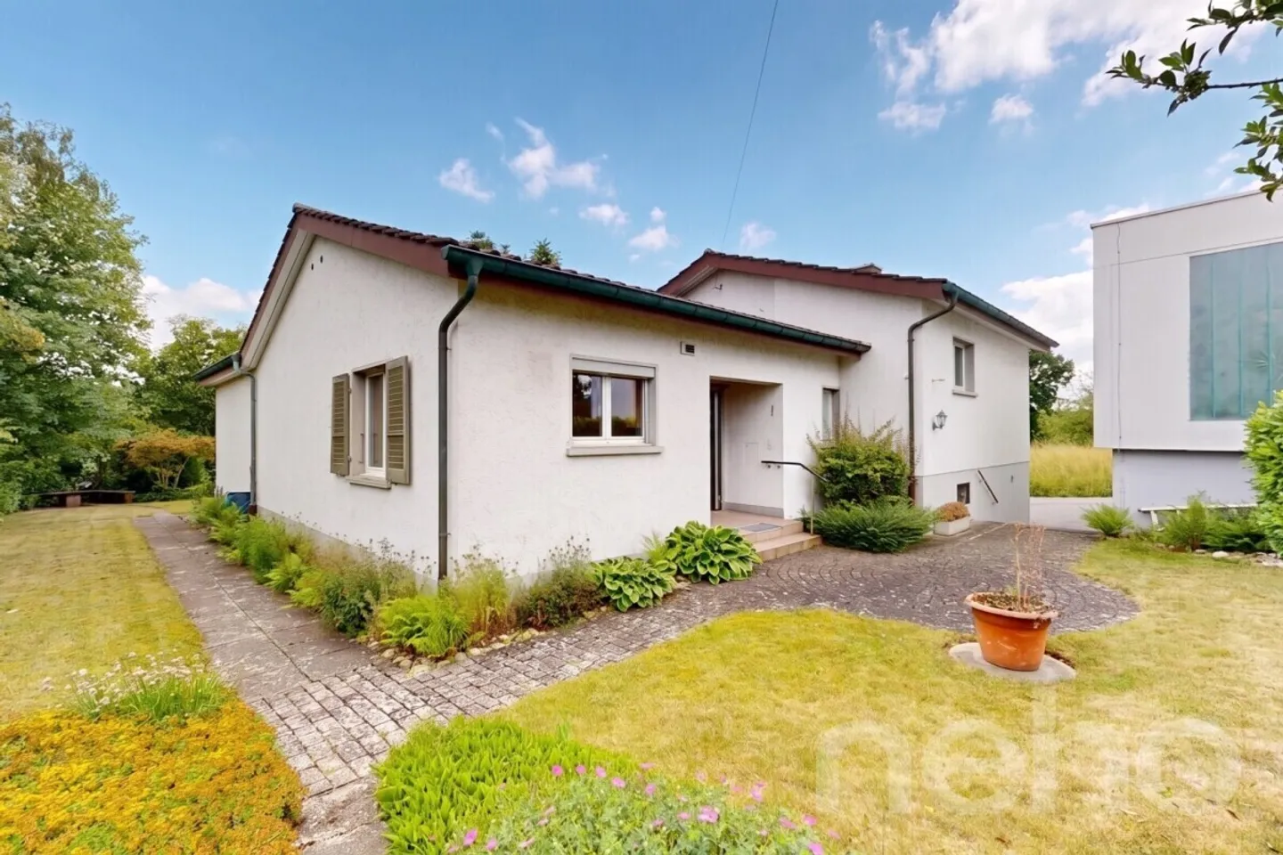 Charmante Maison Familiale avec Atelier - Photo 2 sur 12