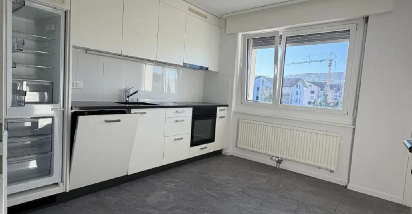 Nice 3½ room apartment with balcony - Photo 2 of 9