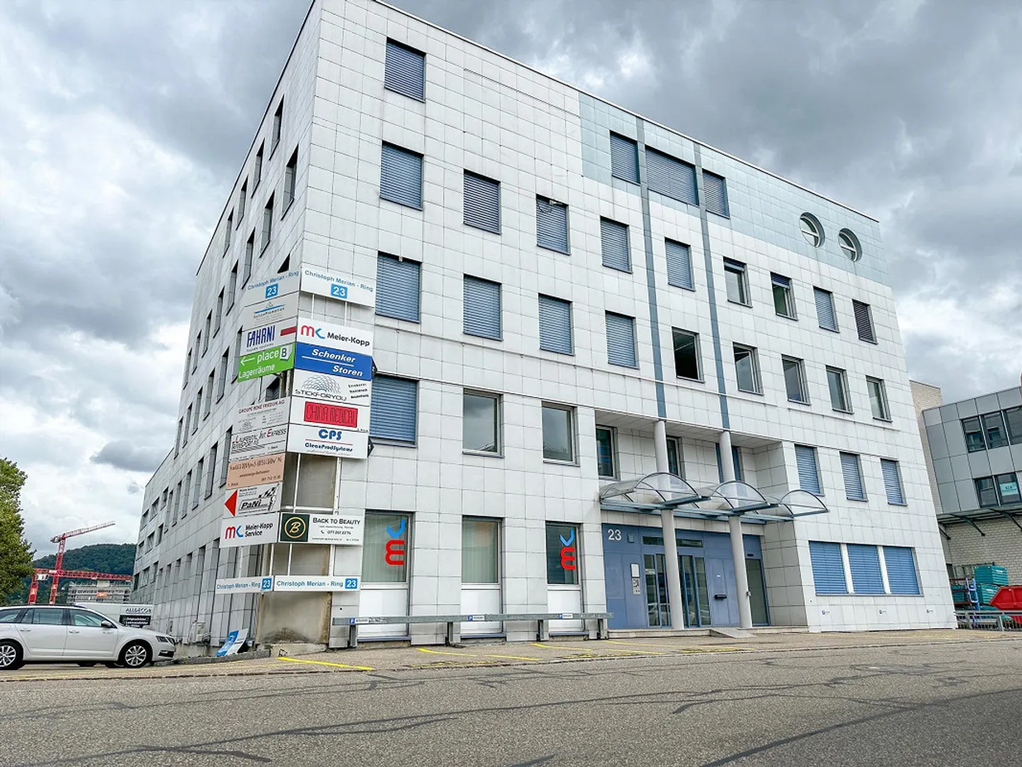 Versatile commercial space with industrial charm in Reinach - Photo 2 of 4