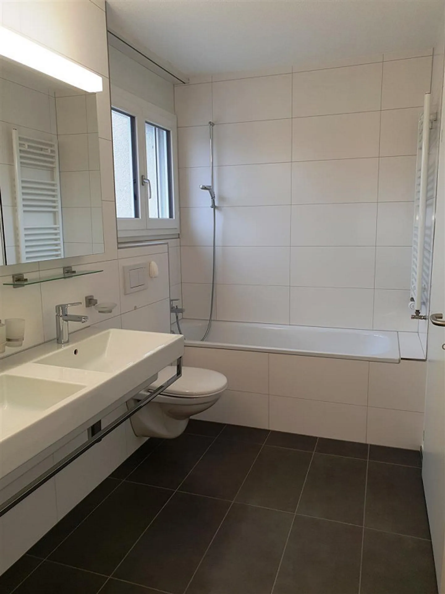 Charmante Wohnung in Adliswil - Foto 5 von 8