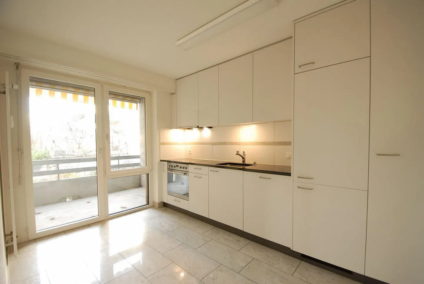 Sanierte 4-Zimmerwohnung an guter Lage - Foto 4 von 11