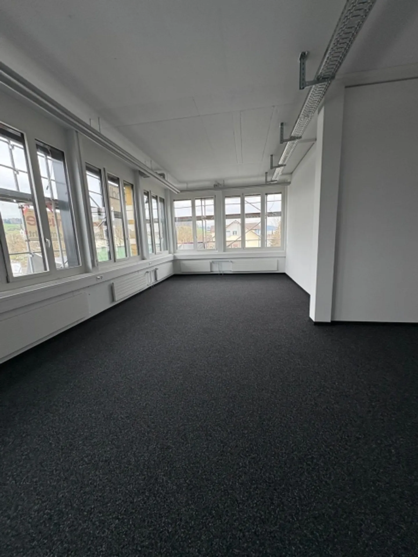 Small Office Spaces in a Great Location - Photo 2 of 7