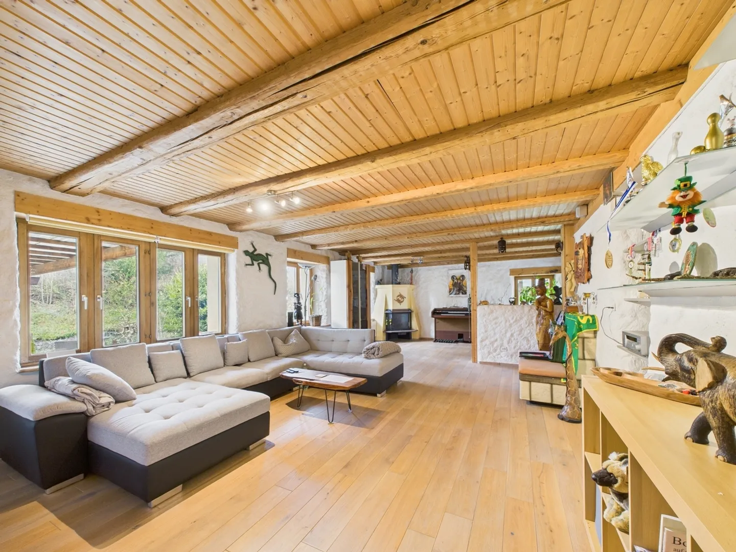 Spacious Single-Family Home with Garden in Koblenz - Photo 2 of 12