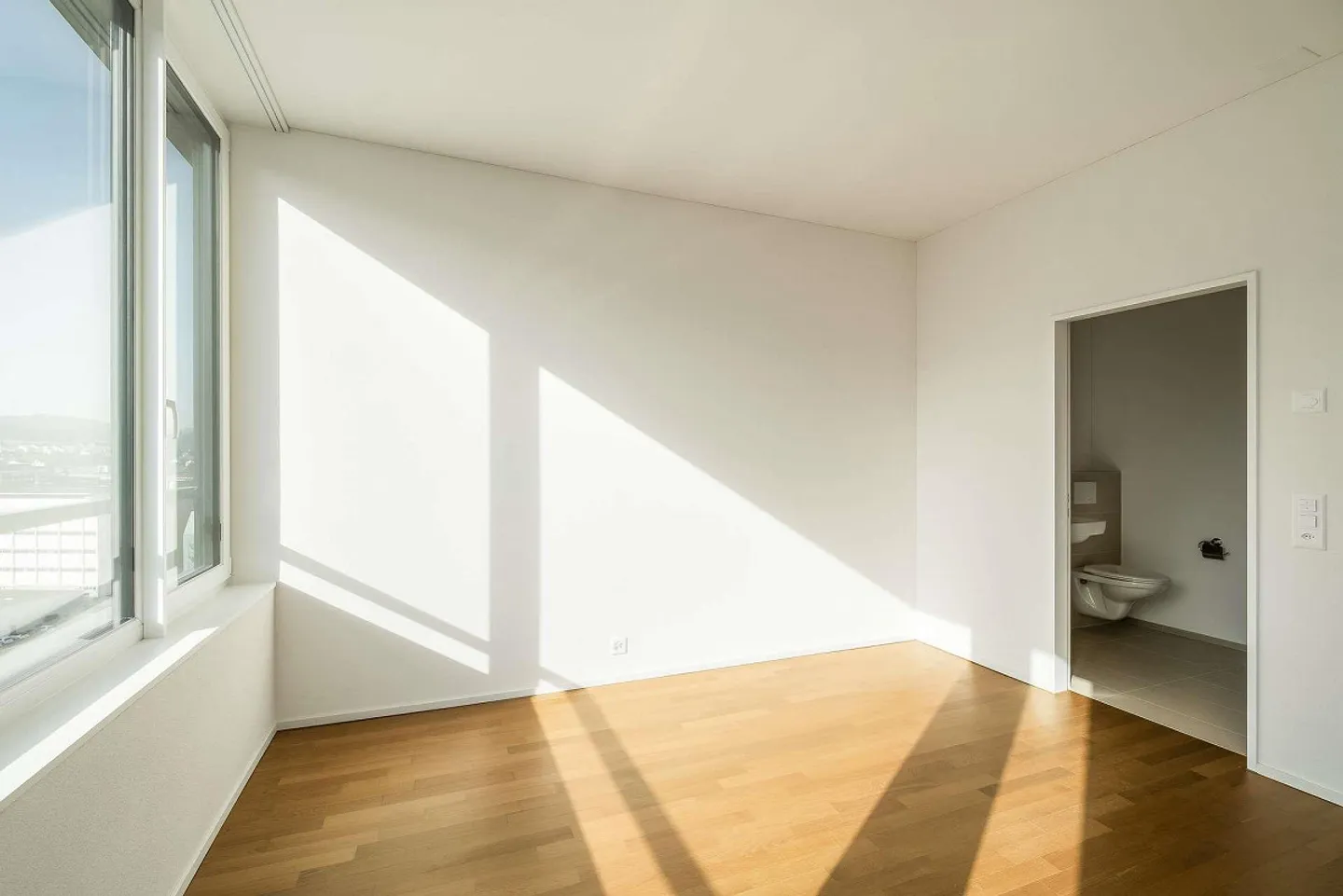 3.5-Zimmer Wohnung mit Aussicht - Foto 3 von 9