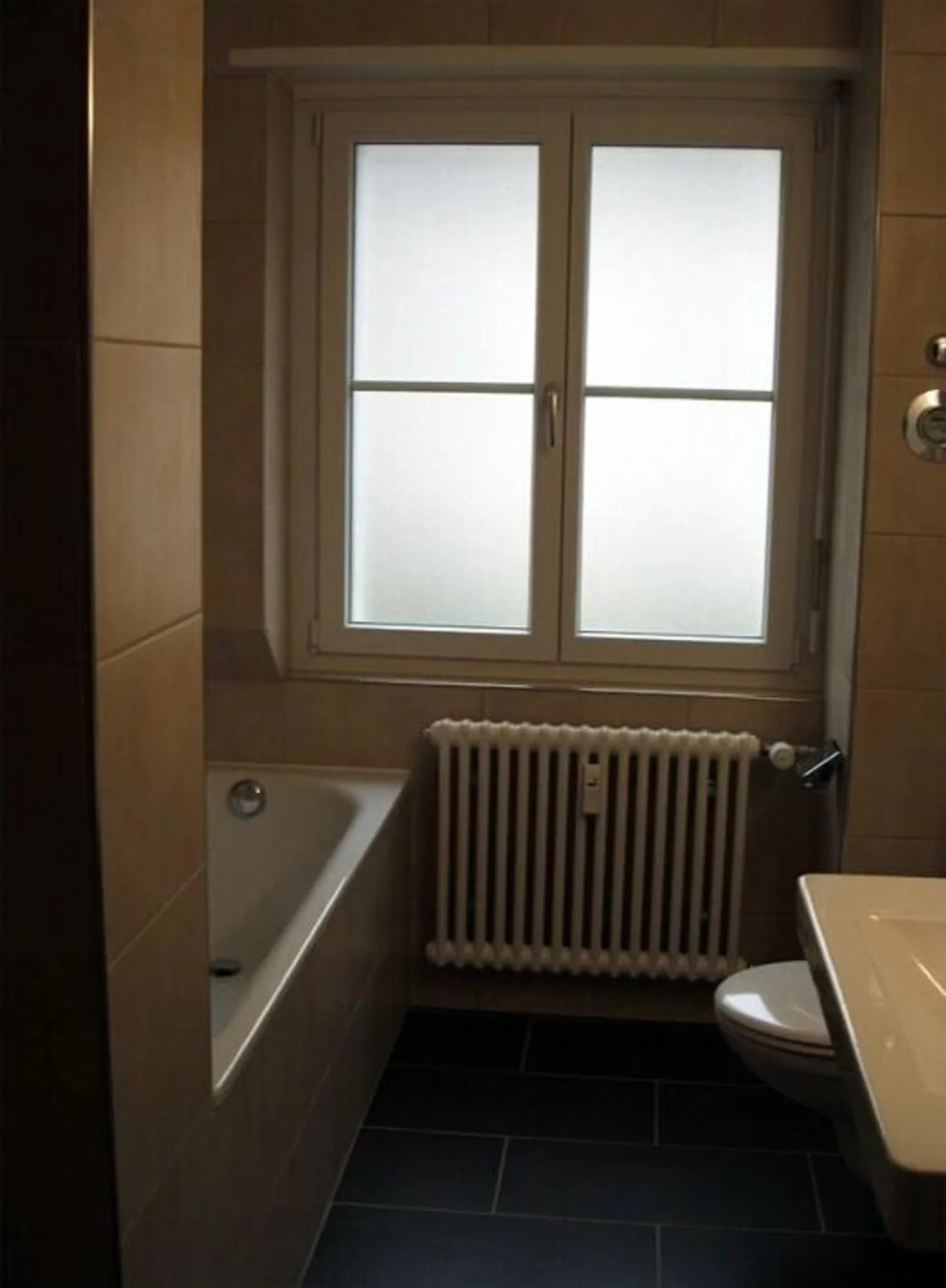 ***2.5-room apartment***80m2***in a quiet neighborhood street*** - Photo 7 of 8