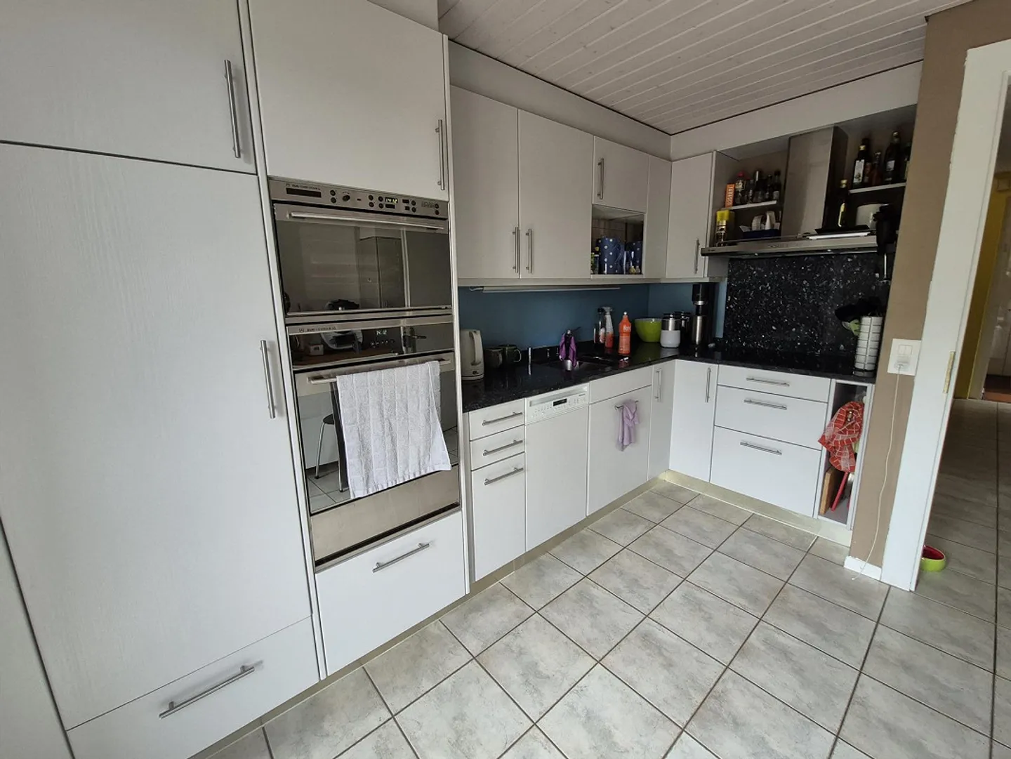 Maison individuelle spacieuse de 6 pièces à Oberdorf Münsingen - Photo 5 sur 13