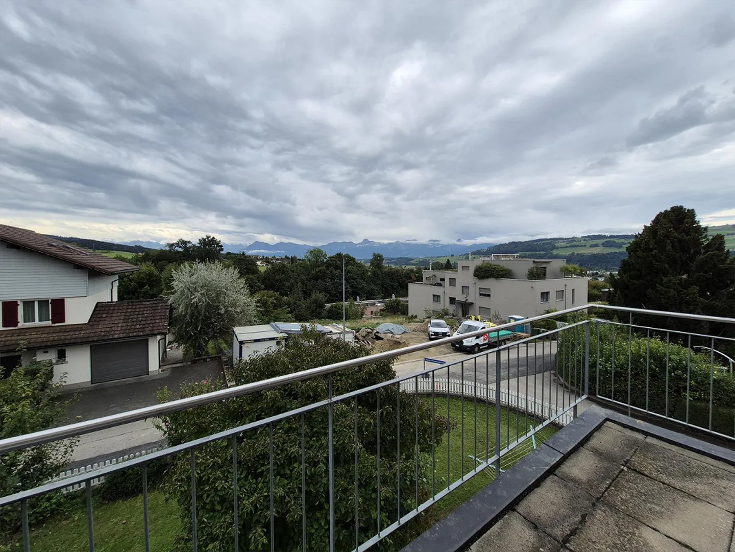 Maison individuelle spacieuse de 6 pièces à Oberdorf Münsingen - Photo 9 sur 13