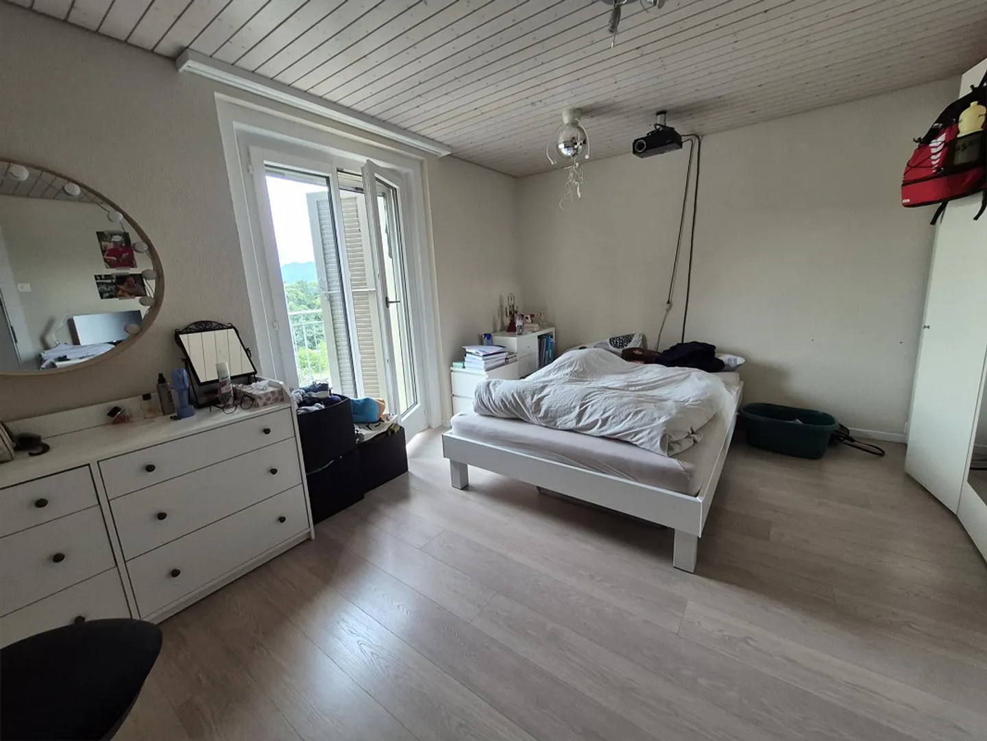 Maison individuelle spacieuse de 6 pièces à Oberdorf Münsingen - Photo 11 sur 13