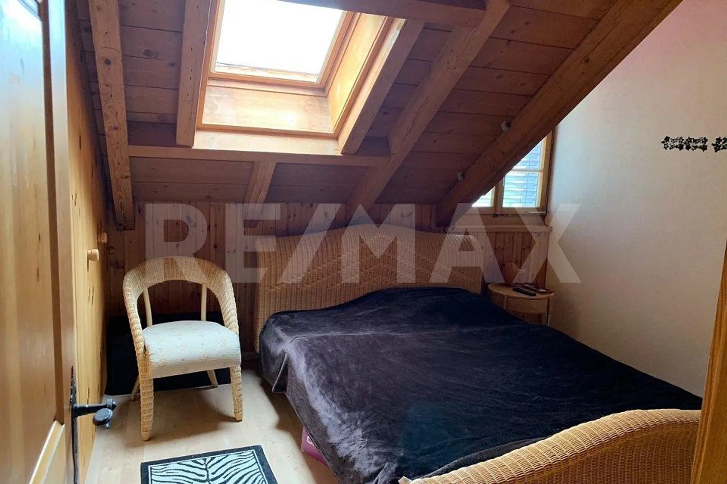 Geräumiges Penthouse mit Terrasse - Foto 3 von 6