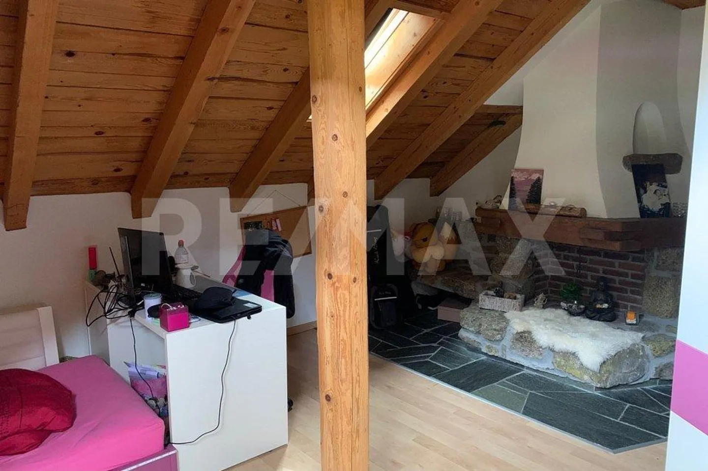 Geräumiges Penthouse mit Terrasse - Foto 6 von 6