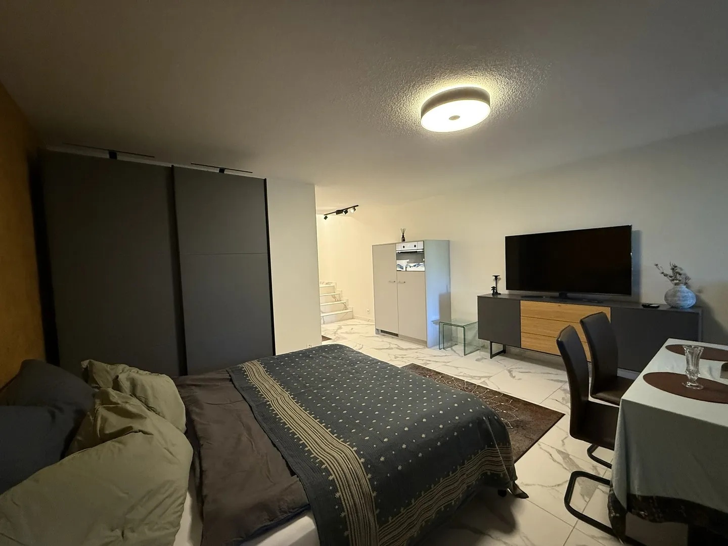 Appartamento Studio Elegante vicino al Centro di Zurigo | Completamente Arredato - Foto 7 di 13