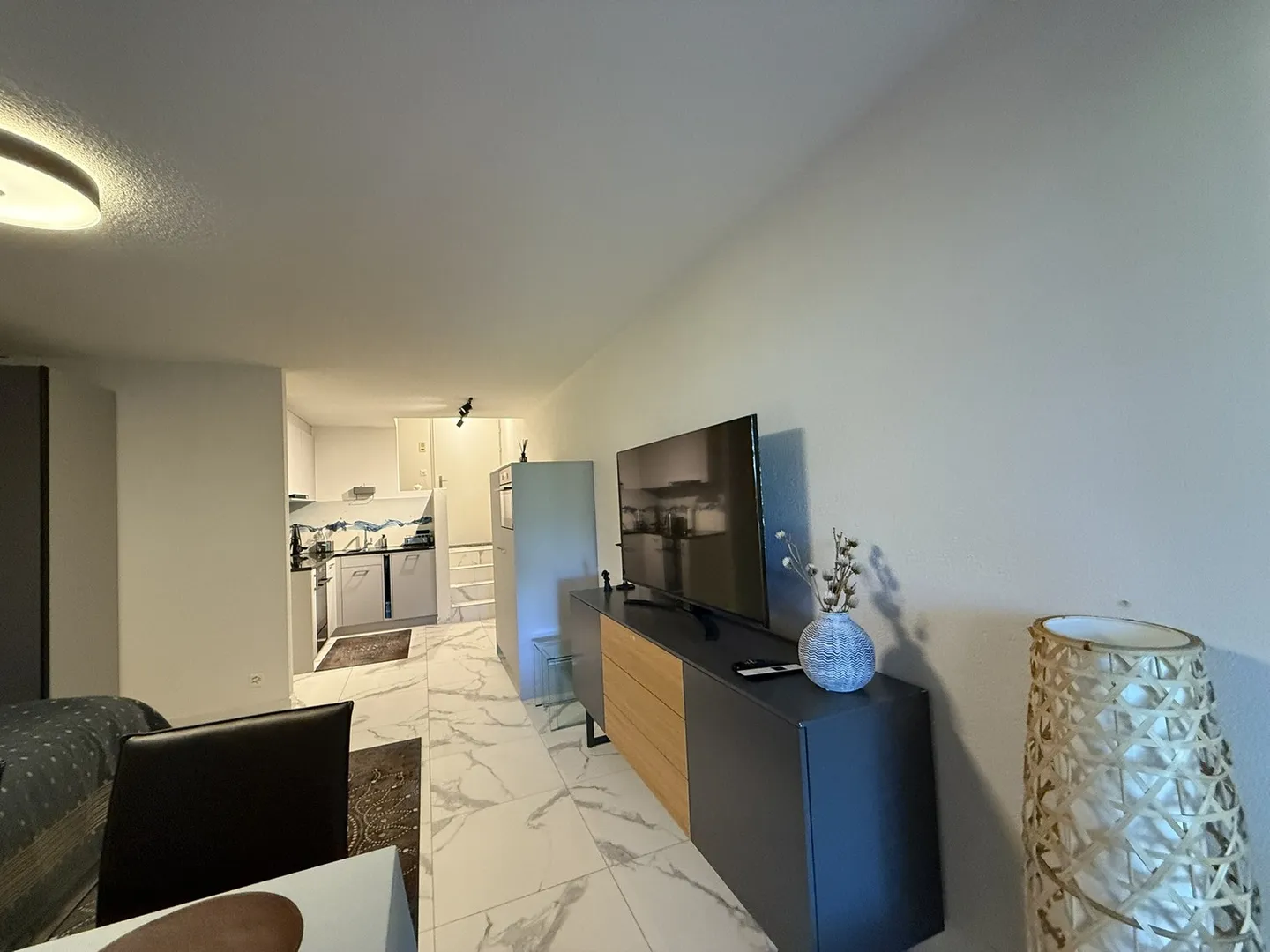 Appartamento Studio Elegante vicino al Centro di Zurigo | Completamente Arredato - Foto 9 di 13