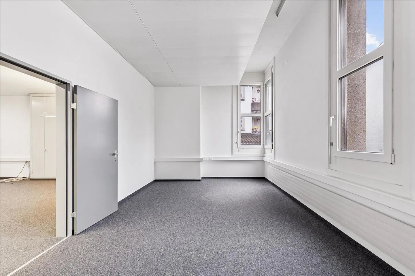 Spazio ufficio luminoso - 175 m² pronto per essere abitato - Foto 6 di 7