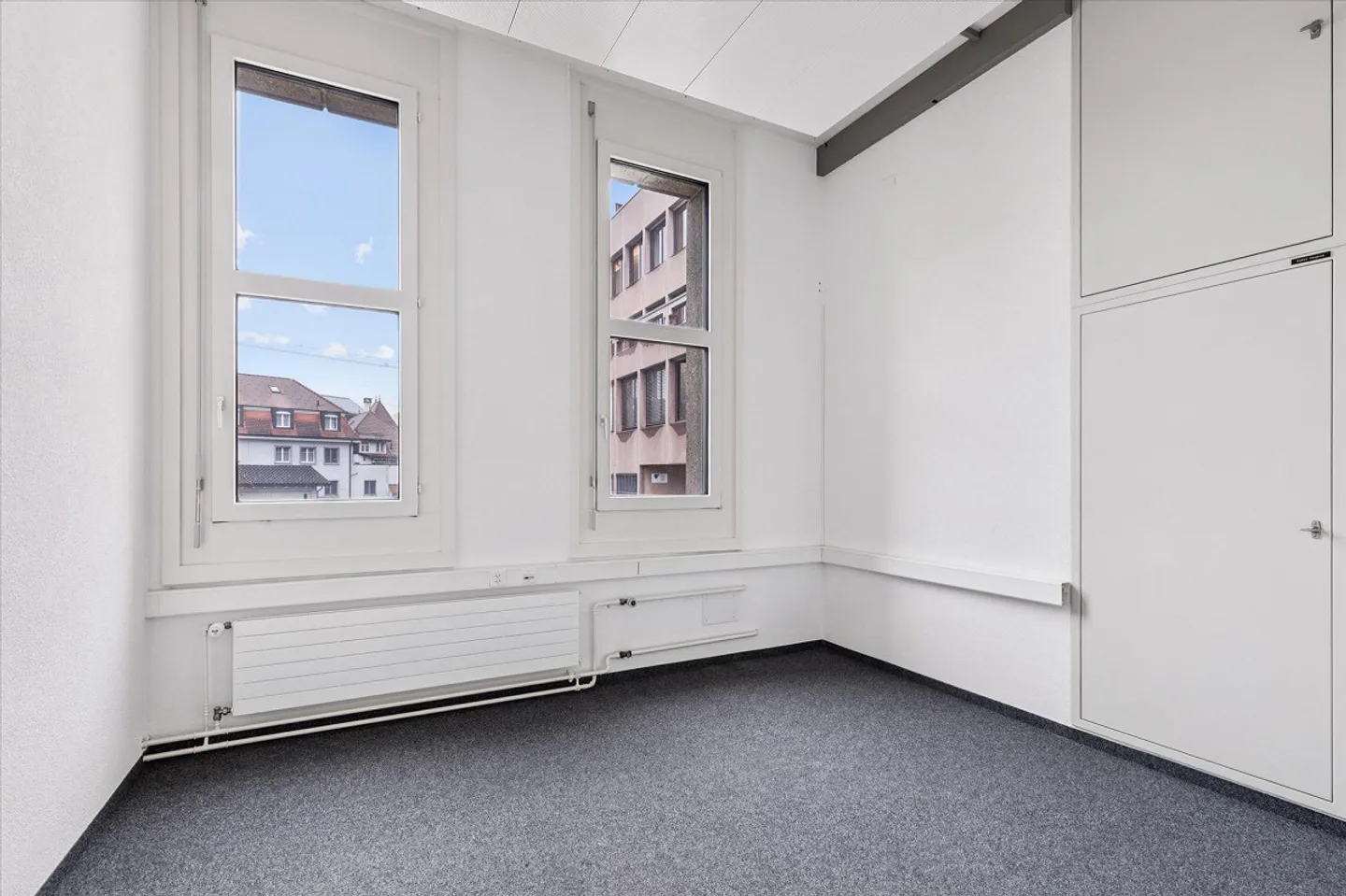 Spazio ufficio luminoso - 175 m² pronto per essere abitato - Foto 7 di 7