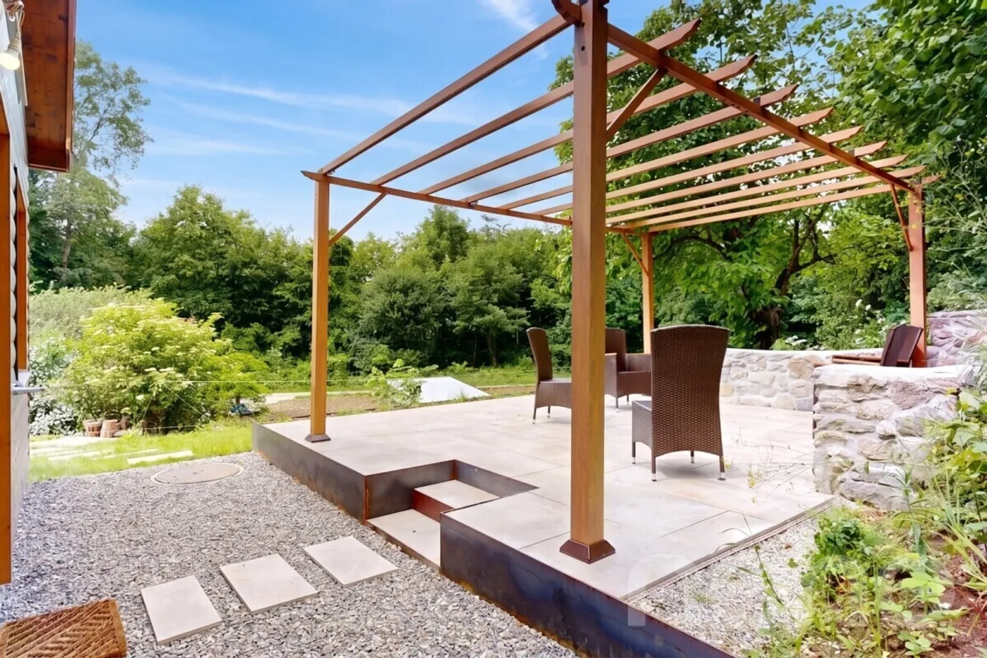 Magnificent new villa next to the Golf of Goumoens-le-Jux - Photo 2 of 12