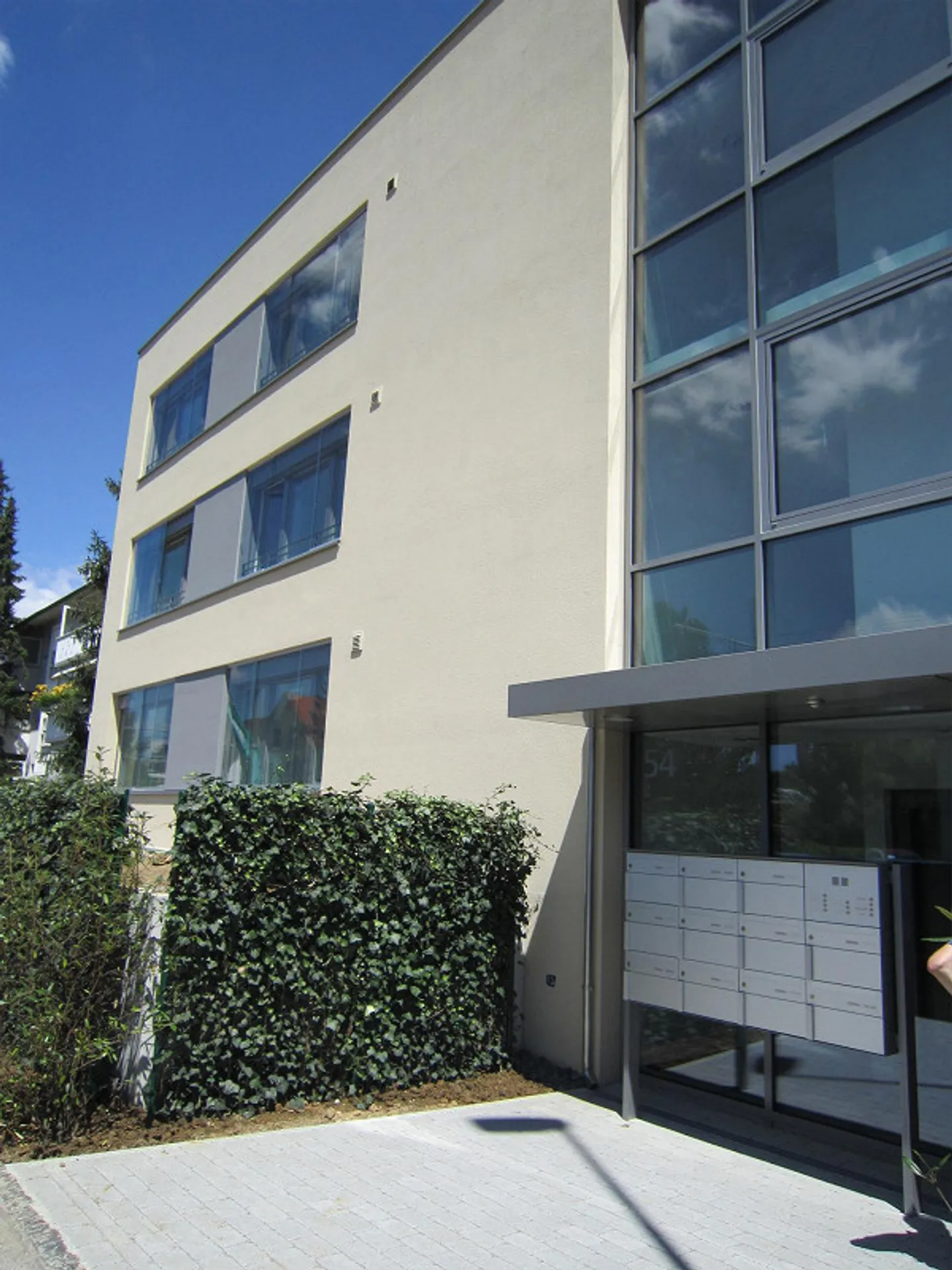Appartamento moderno 3.5 locali - appartamento con giardino 91m2 in posizione centrale - Foto 3 di 11