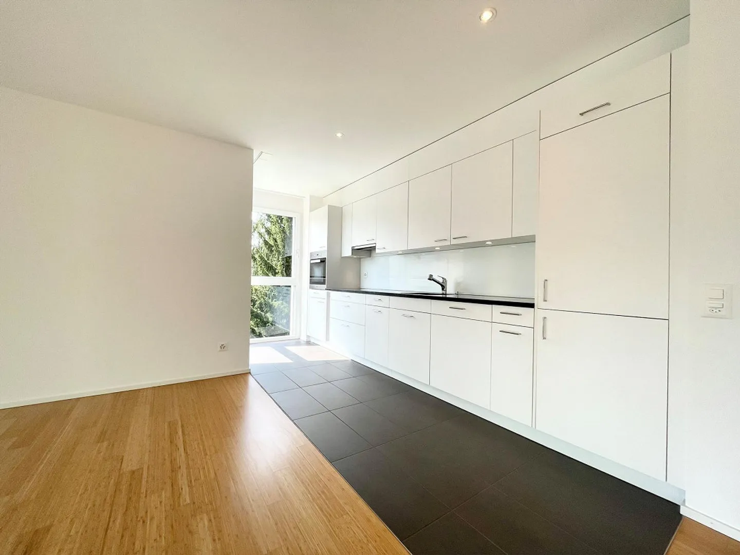 Appartamento moderno 3.5 locali - appartamento con giardino 91m2 in posizione centrale - Foto 7 di 11