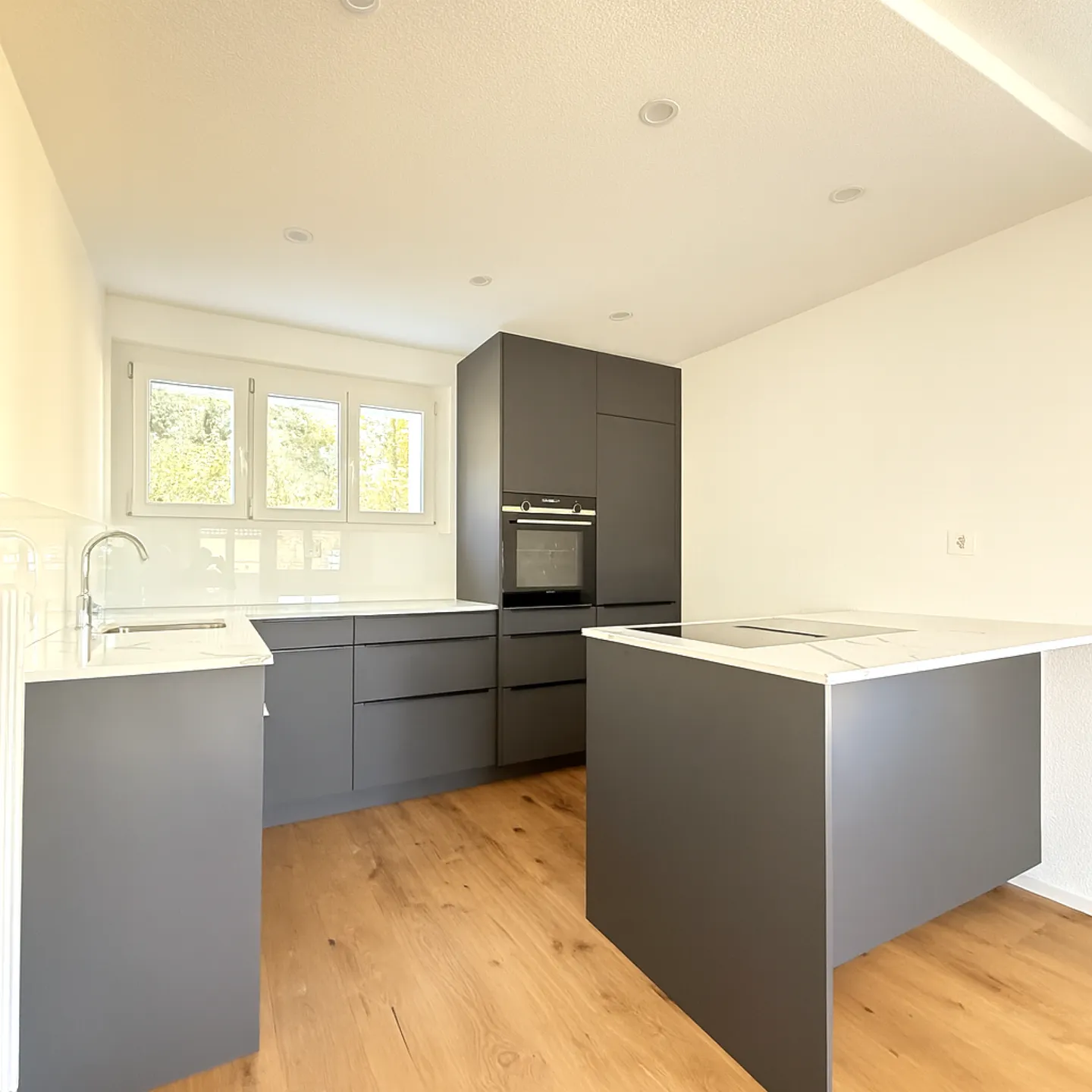 Erstvermietung nach Kernsanierung - stilvolle 4.5-Zimmer-Wohnungen in Grenchen - Foto 3 von 8