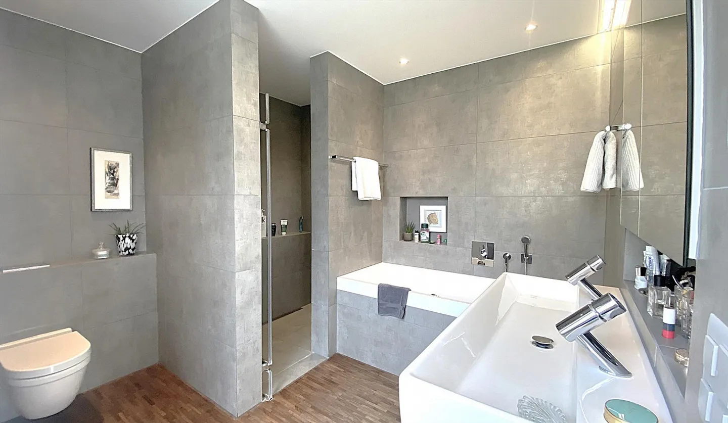 High-end 9 Zimmer Architektenvilla - Design pur, stadtnah im Grünen - Foto 8 di 18