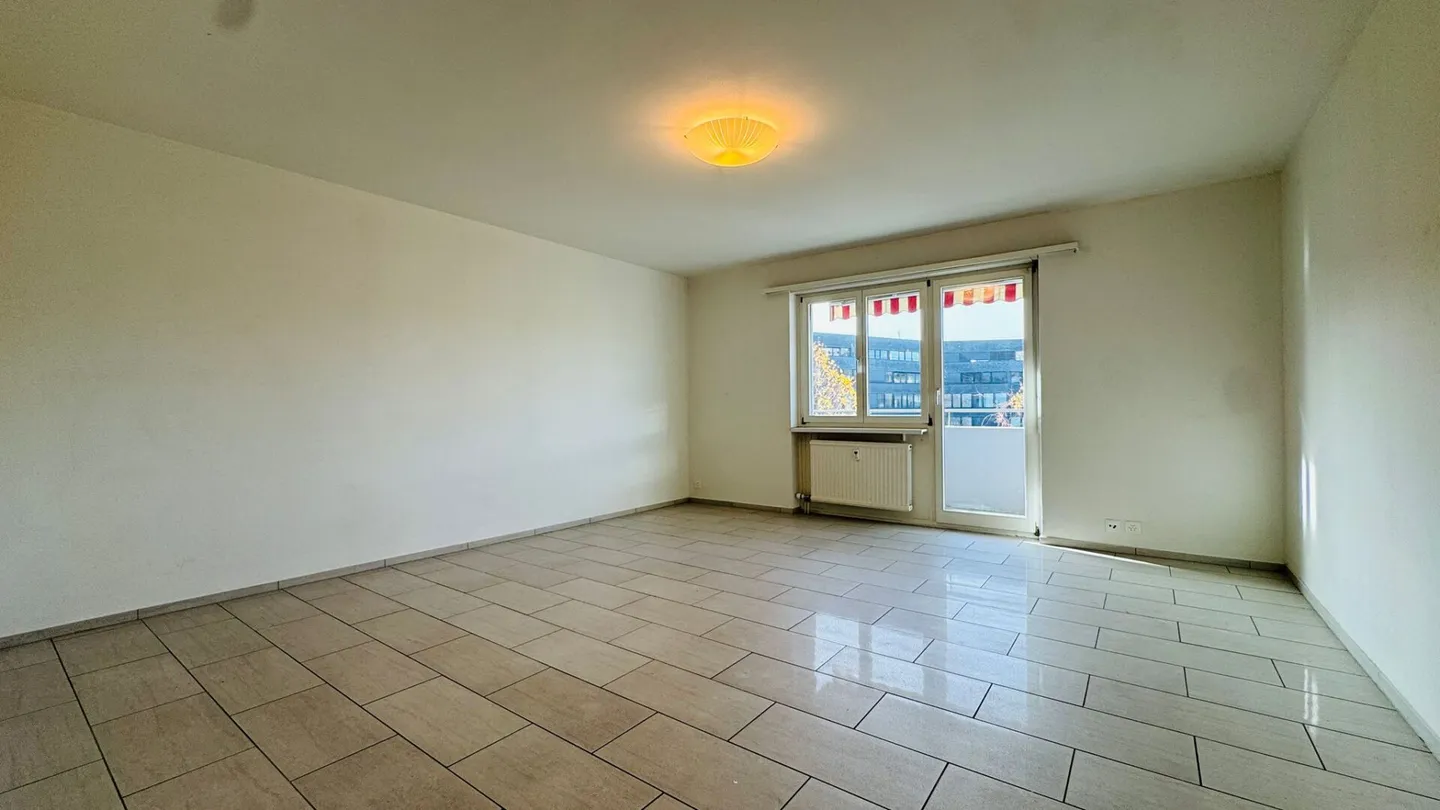 Appartamento di 1.5 locali al 4° piano con balcone in posizione centrale a Basilea - Foto 3 di 6