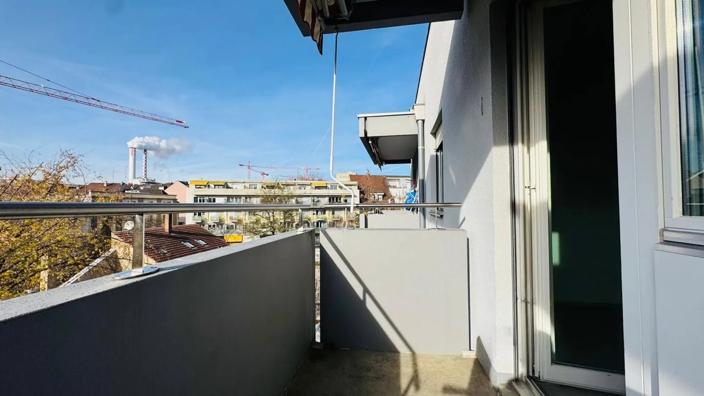 Appartamento di 1.5 locali al 4° piano con balcone in posizione centrale a Basilea - Foto 5 di 6