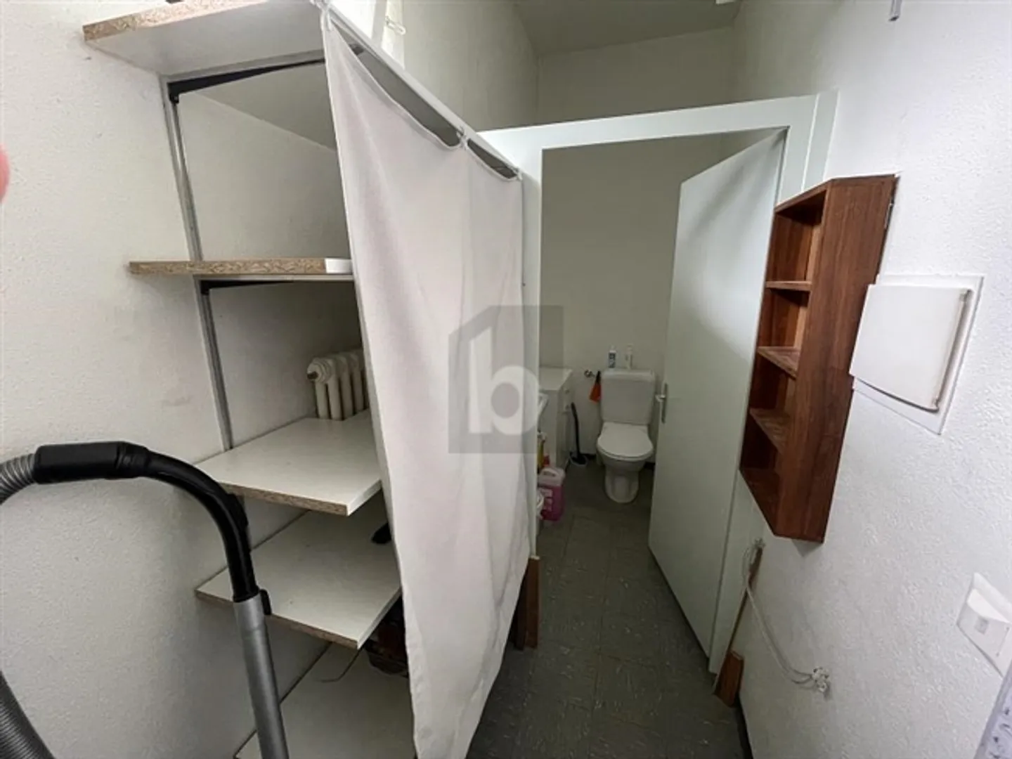 SPACIEUX ET IDÉAL POUR VOTRE ENTREPRISE - Photo 4 sur 6