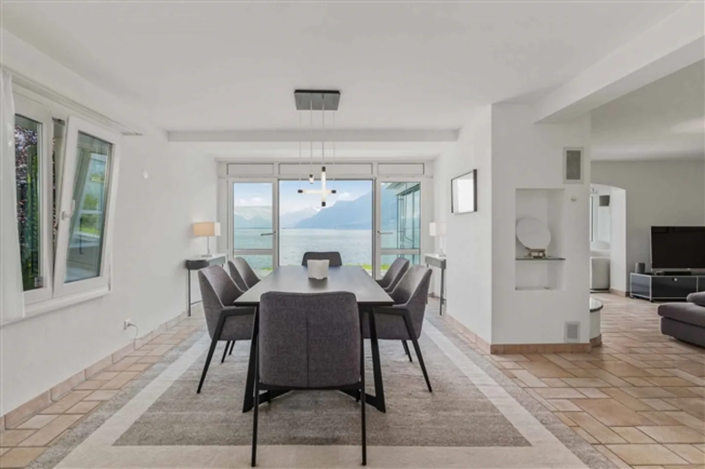 Propriété rare au bord de l'eau à Corseaux - Photo 4 sur 13