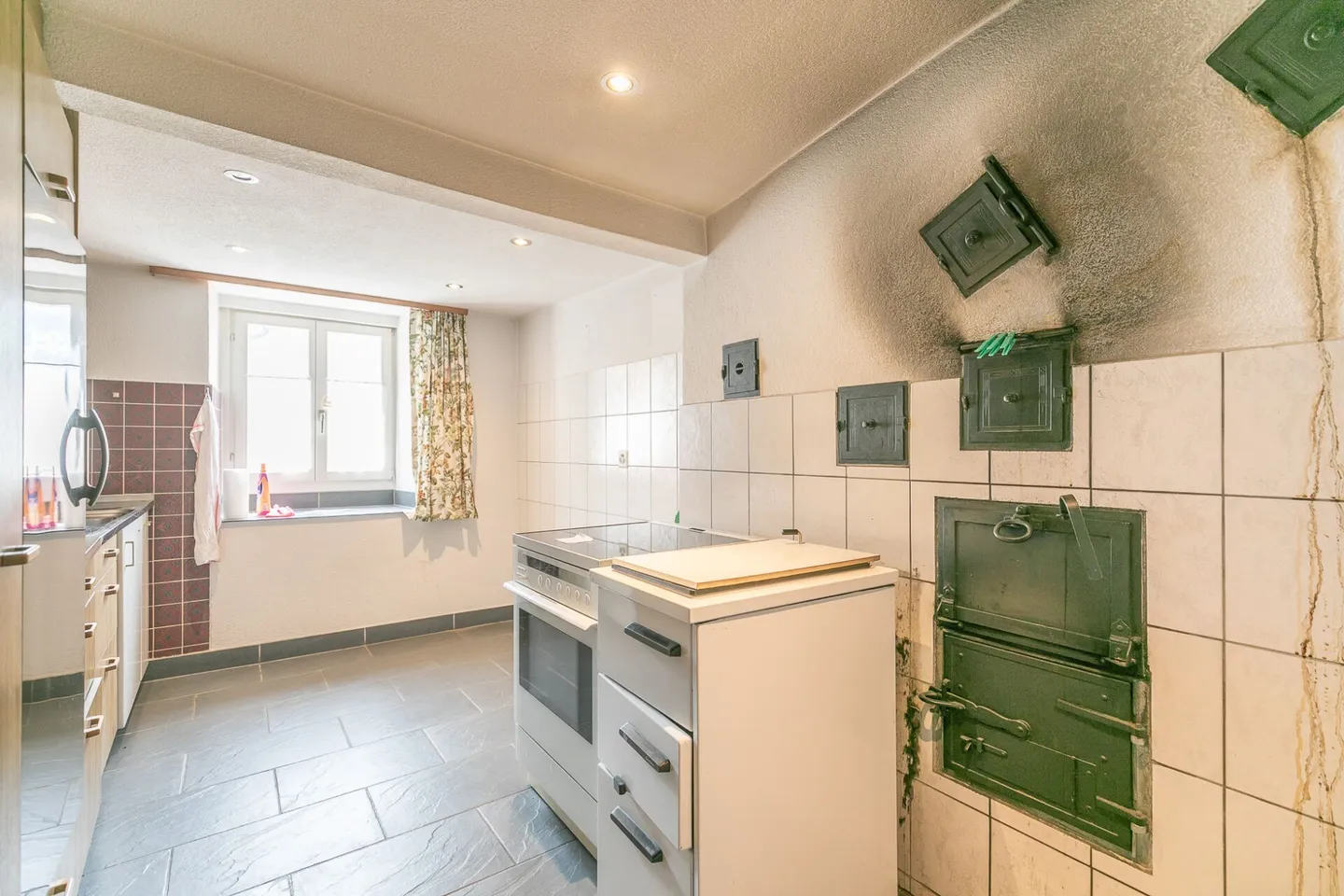 Semi-detached house for sale - Photo 5 of 13