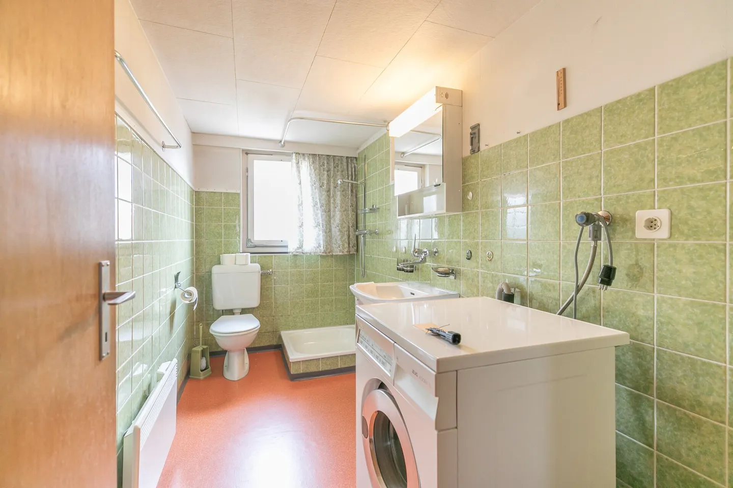 Semi-detached house for sale - Photo 7 of 13