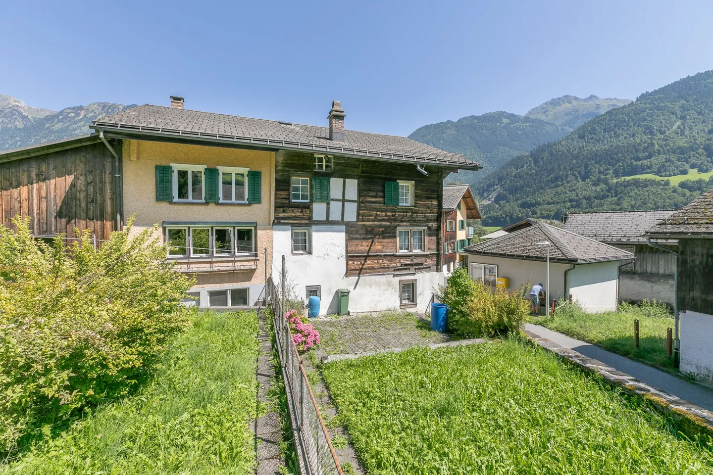 Semi-detached house for sale - Photo 9 of 13