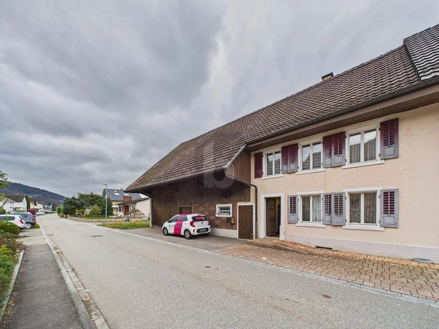 PLENTY OF SPACE - WITH BARN AND LARGE GARDEN! - Photo 1 of 6