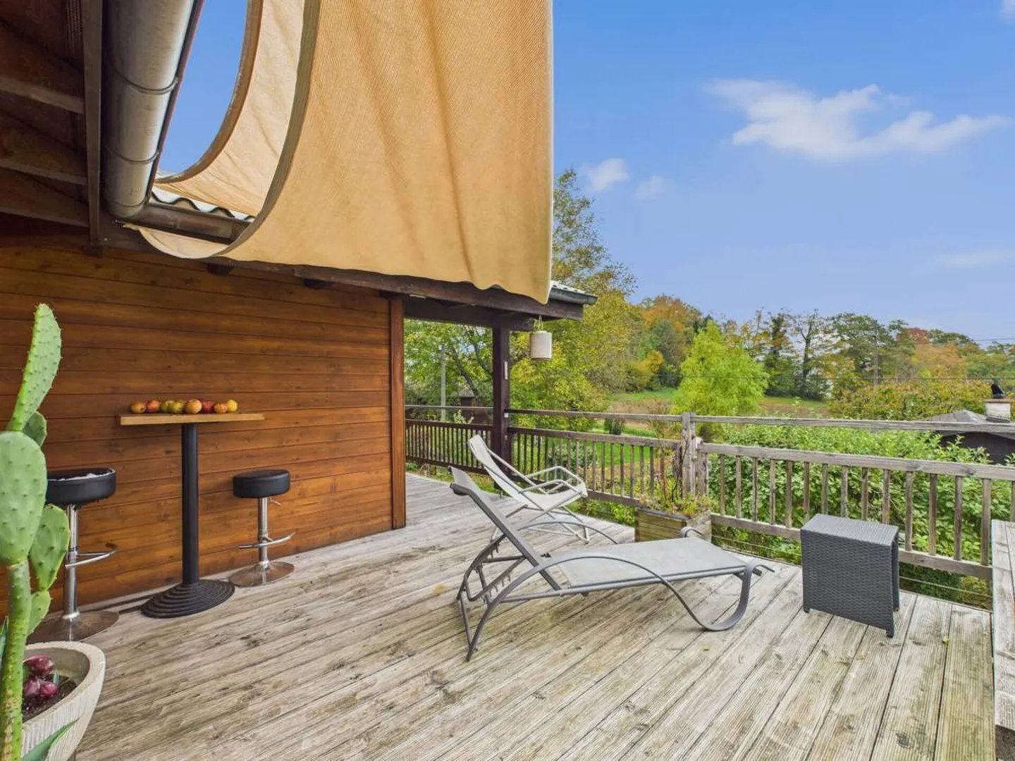 Chalet Incantevole in Posizione Tranquilla con Comfort Moderno - Foto 10 di 13