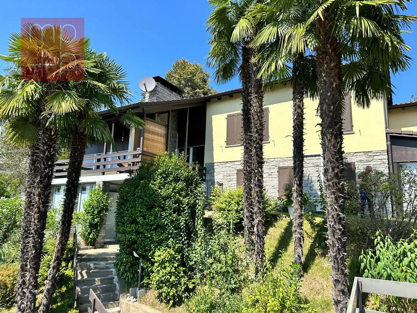Casa Familiare Tradizionale a Novaggio - Foto 1 di 8