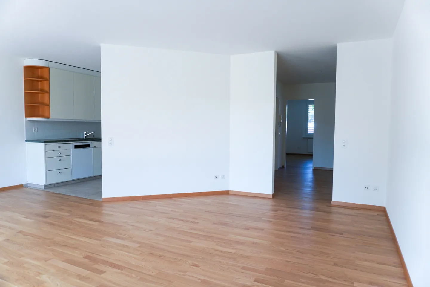 Appartement solide de 4,5 pièces recherche des locataires calmes - Photo 9 sur 17