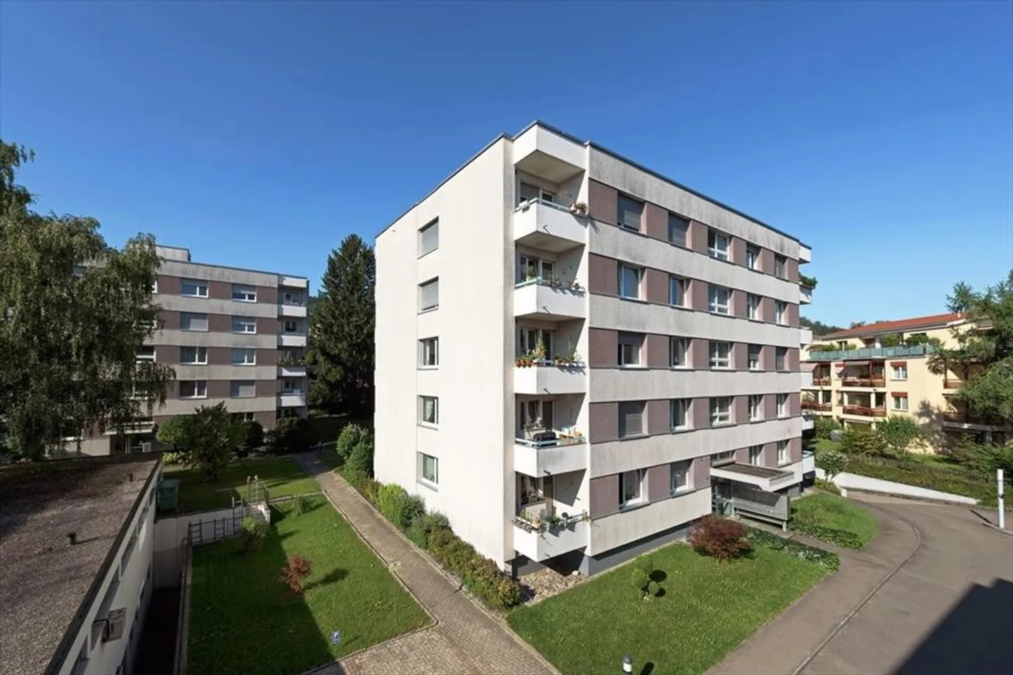 Einstellplatz zu vermieten - Foto 1 von 2