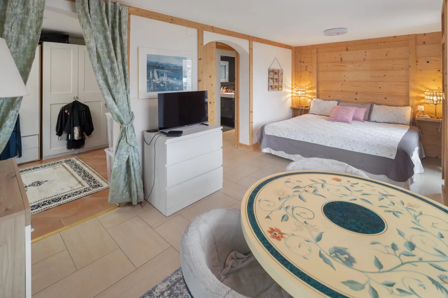 Chalet in Lens with breathtaking valley view - Photo 7 of 17