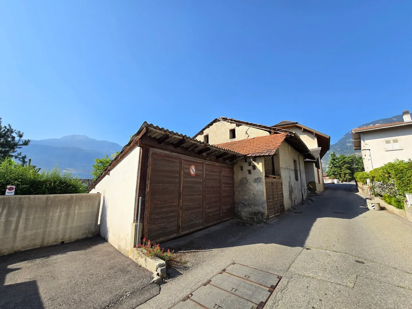 Fienili da ristrutturare - 870 m3 - Vétroz - Grande potenziale - Ref. 10233508 - Foto 1 di 13