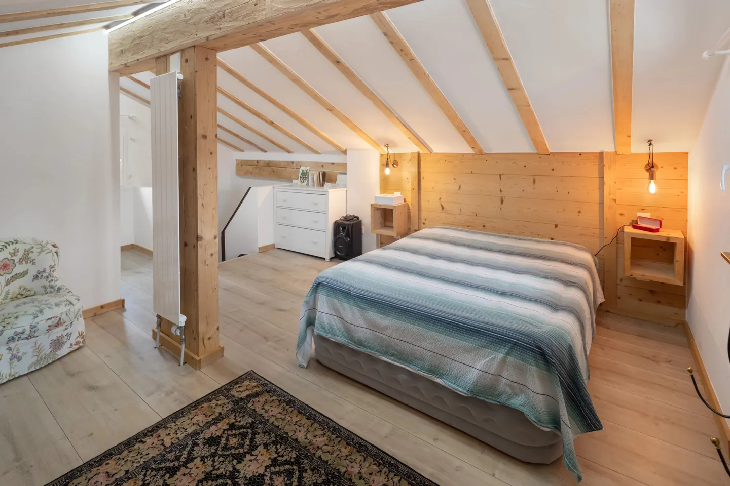 Chalet in Lens with breathtaking valley view - Photo 14 of 17