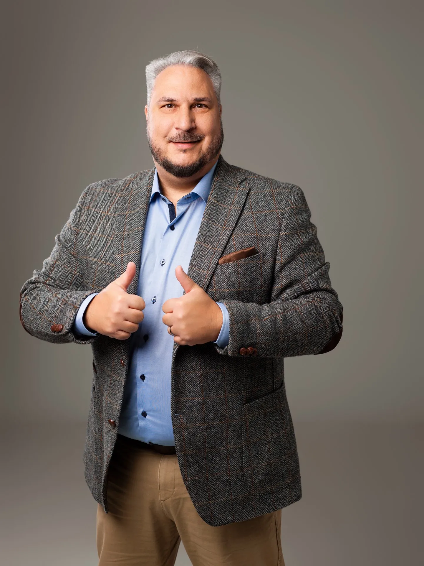 Appartamento di 4,5 stanze appena ristrutturato direttamente accanto all'asilo e alla scuola primaria - Foto 3 di 14