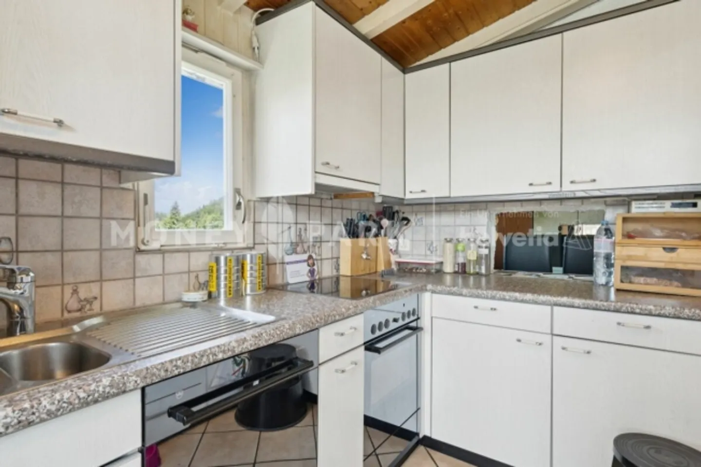 Single house for sale - Photo 3 of 10